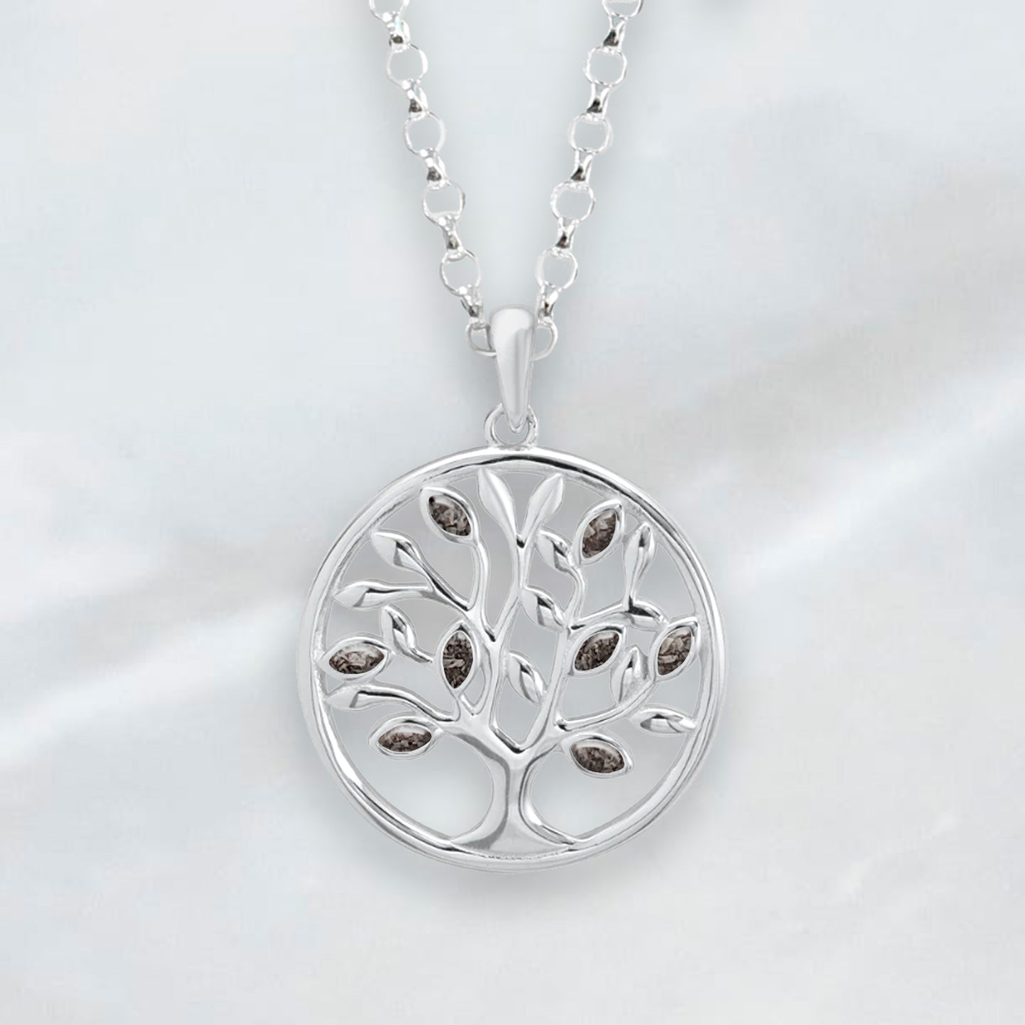 Colgante con Cenizas en Árbol de la Vida