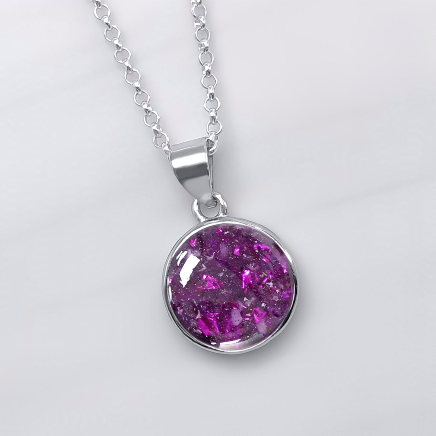 Colgante con Cenizas y Brillo en Circulo de Plata