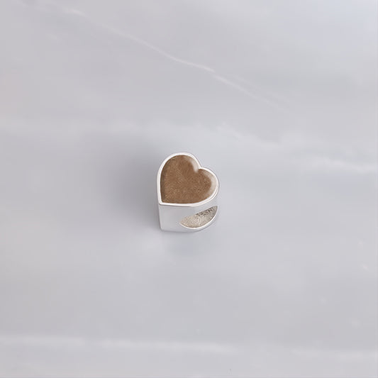 Charm con pelo · Corazón de plata con pelo de tu mascota