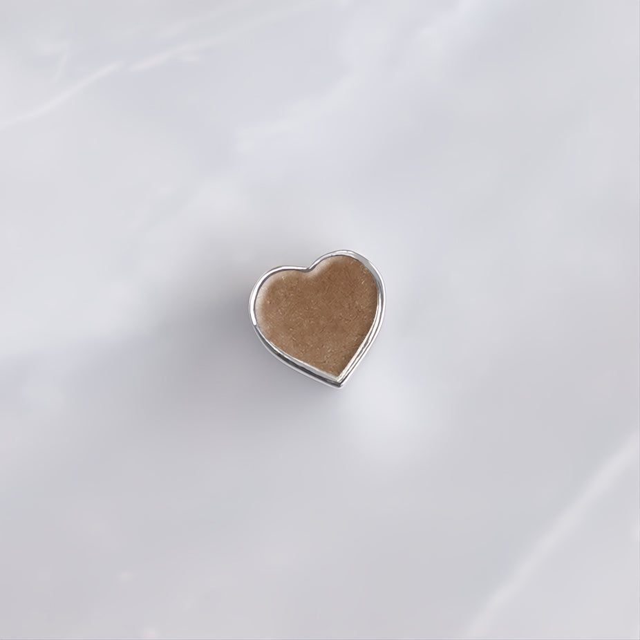 Charm con pelo · Corazón de plata con pelo de tu mascota