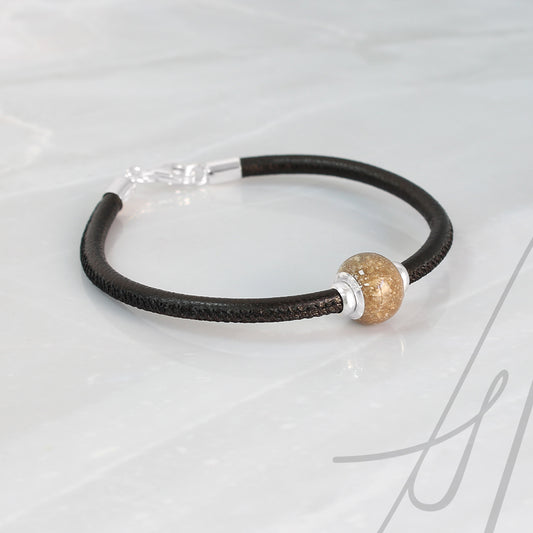 Pulsera de Cuero con Cenizas en Charm de Ojales de Plata de Ley 925