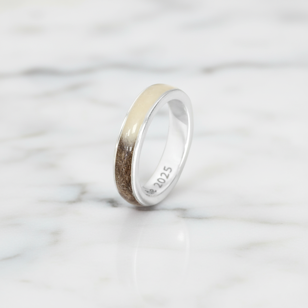 Alianza de Plata con Pelo de Mascota 