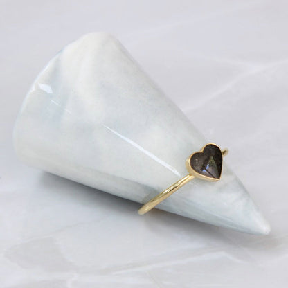 Anillo con Cenizas en Corazón y Aro de Oro 18k