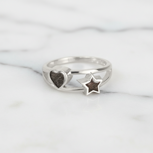 Anillo con Pelo de Mascota en Corazón y Estrella de Plata