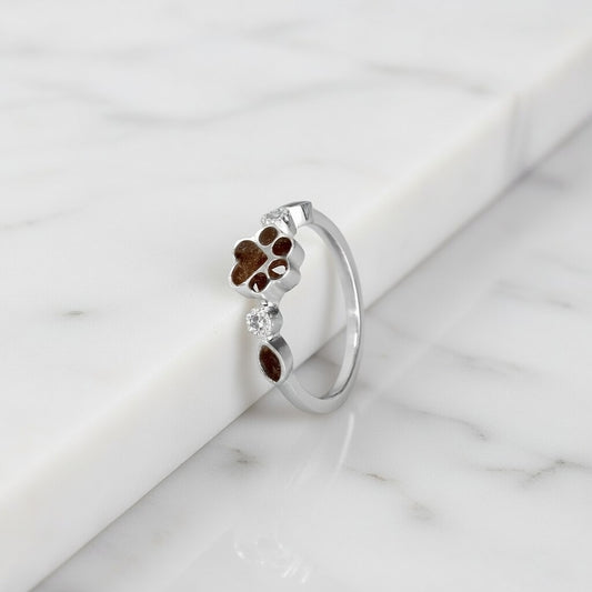 Anillo con Pelo de Mascota en Huella con Circonitas y Plata de Ley