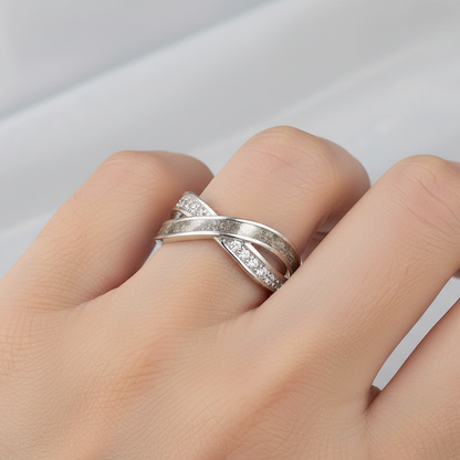 Anillo con Cenizas en Banda Cruzada de Plata y Circonitas