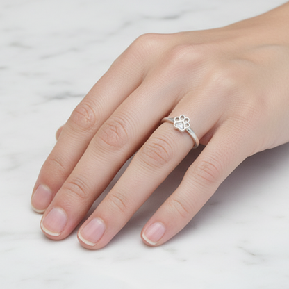 Anillo con Cenizas en Huella de Mascota