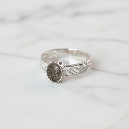 Anillo de Plata con Cenizas en Óvalo