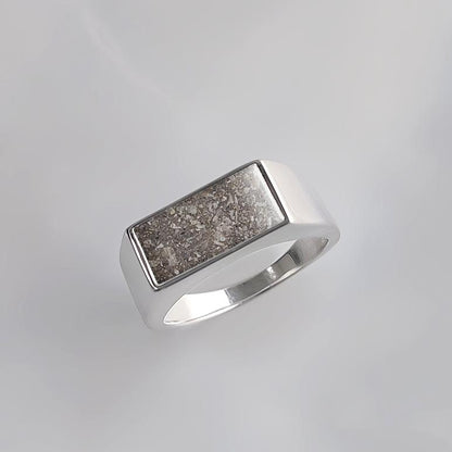 Anillo de plata · Sello rectangular Cenizas