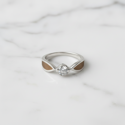 Anillo de plata · Solitario y circonita con pelo de tu mascota