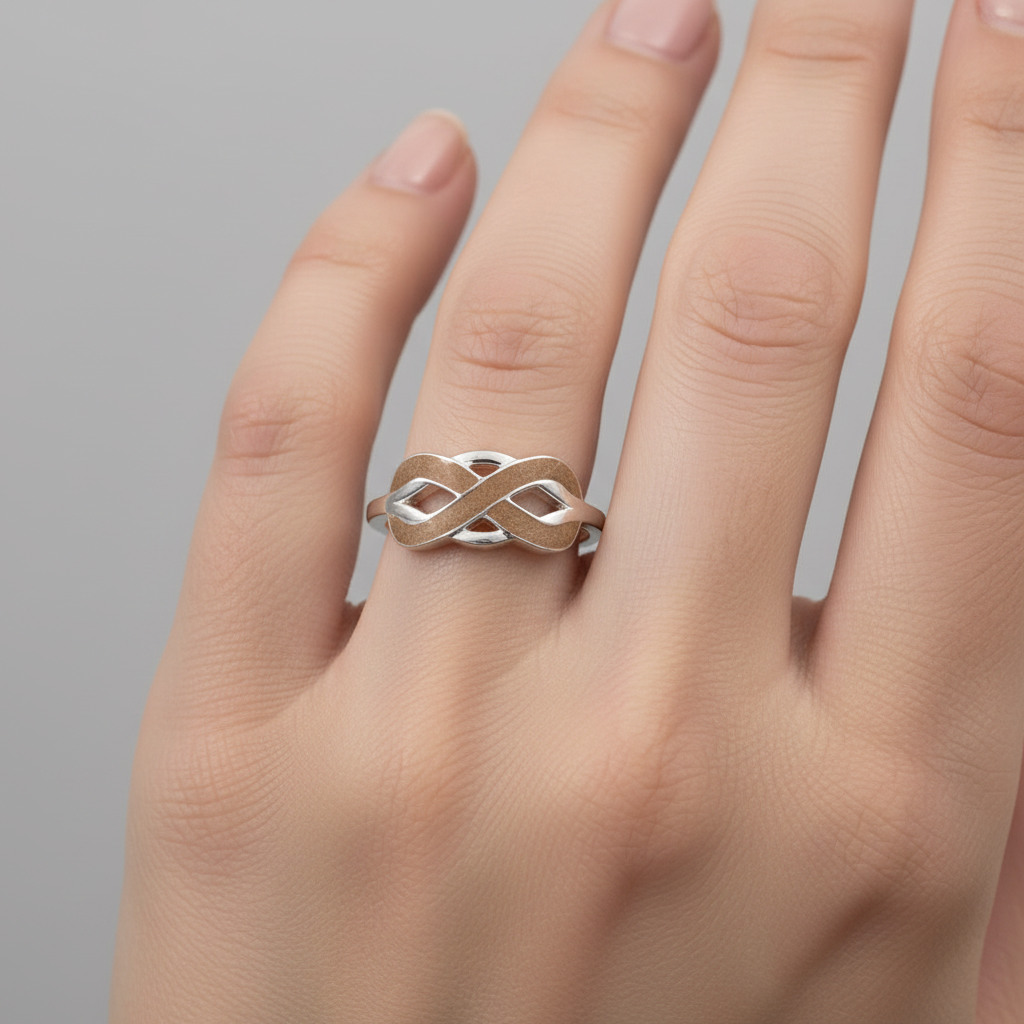 Anillo con Pelo de Mascota en Infinito de Plata 