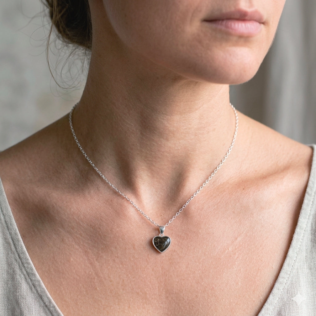 Colgante con Cenizas en Corazón Mini de Plata de Ley