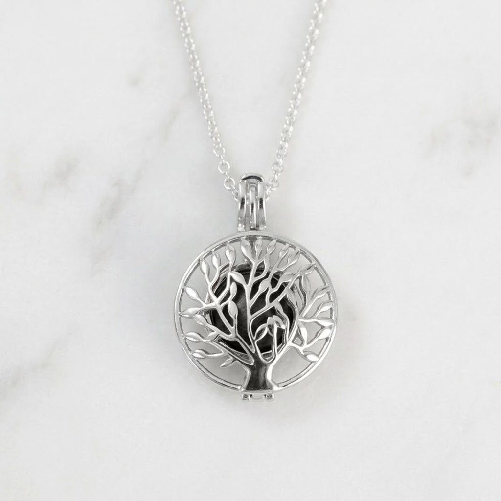 Colgante con Cenizas en Esfera dentro de Jaula Árbol de la Vida de Plata