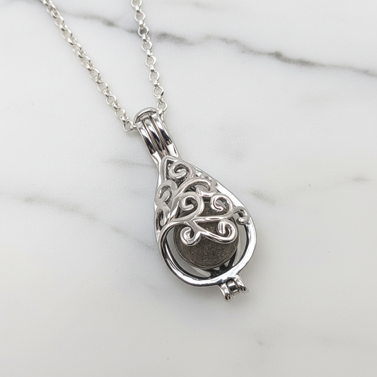 Colgante con Cenizas en Jaula de Plata con Filigranas