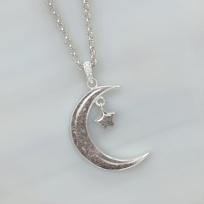 Colgante de plata · Luna y estrella de ceniza