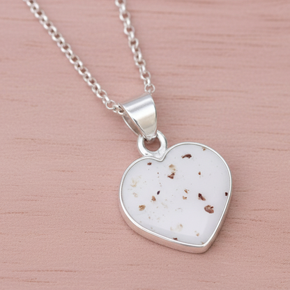 Colgante con Cordón Umbilical en Corazón de Plata 